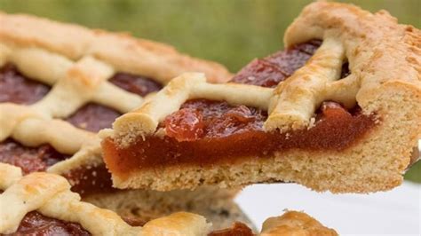 Pastafrola recién horneada