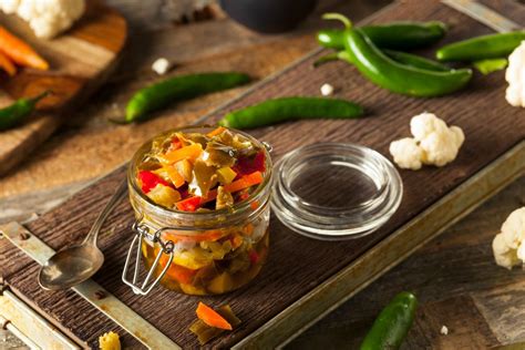 Proceso de escabechado de verduras