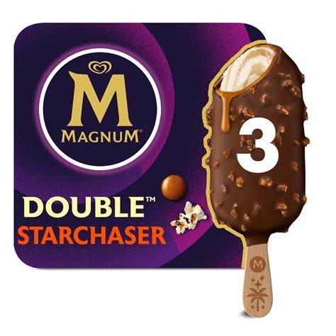 primer plano del helado Magnum Double Starchaser con cobertura de chocolate