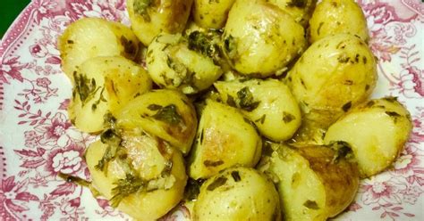 Patatas cocidas con diferentes aderezos