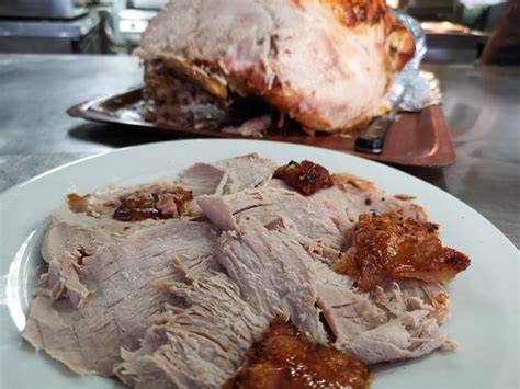 Pata de jamón asada canaria