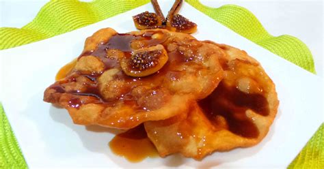 Buñuelos de miel recién hechos