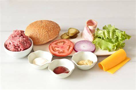 Ingredientes para una hamburguesa de Pelotazos
