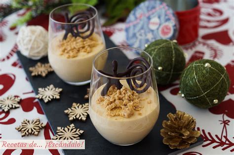 Mousse de turrón blando en copas individuales