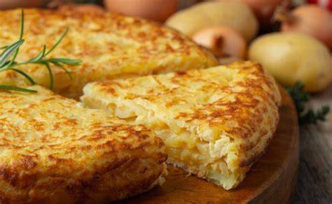 Tortilla de patata recién hecha