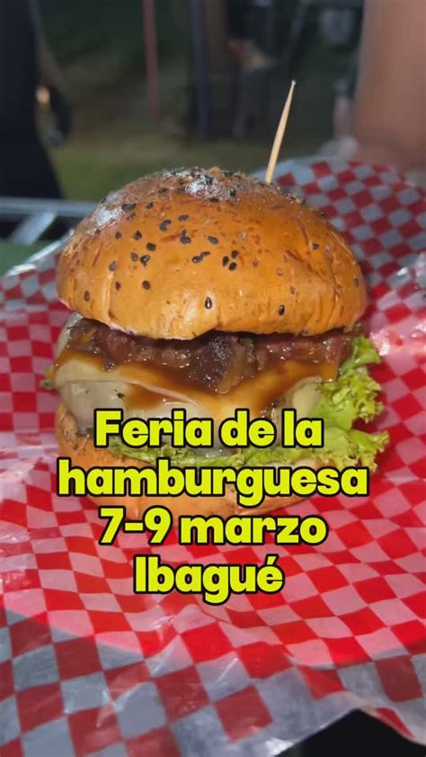 Food trucks en la feria de la hamburguesa