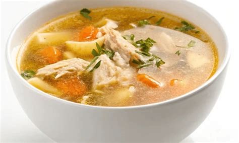 Variedades de caldos de pollo en diferentes cocinas del mundo