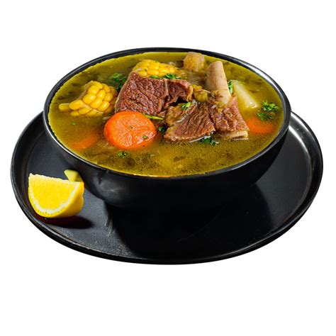 Sopa de cola de res colombiana con aguacate y lima