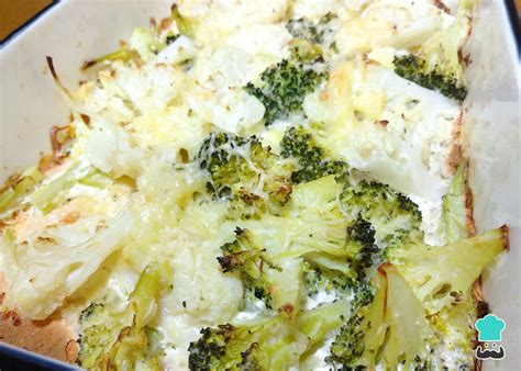 Plato de brócoli y coliflor gratinados
