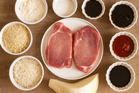 Ingredientes básicos para el Tonkatsu