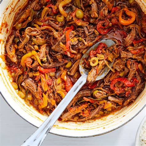 Sándwiches de ropa vieja gratinados