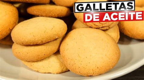 Galletas friéndose en aceite