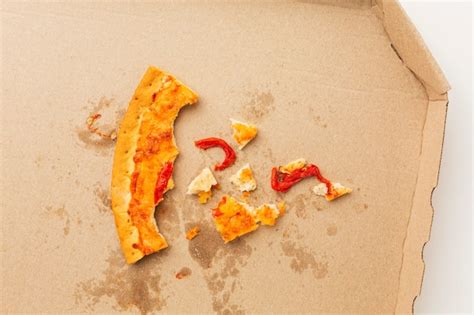 Pizza sobrante en la nevera