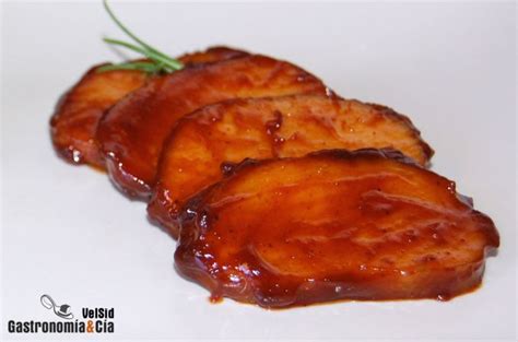 Seitán asado con salsa barbacoa