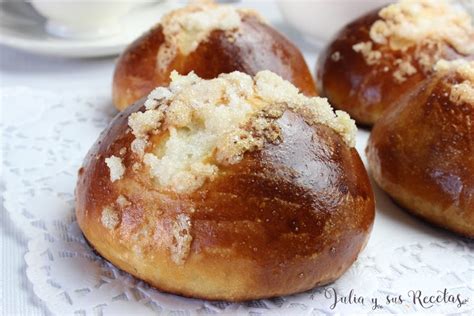 Bollos de anís en el horno