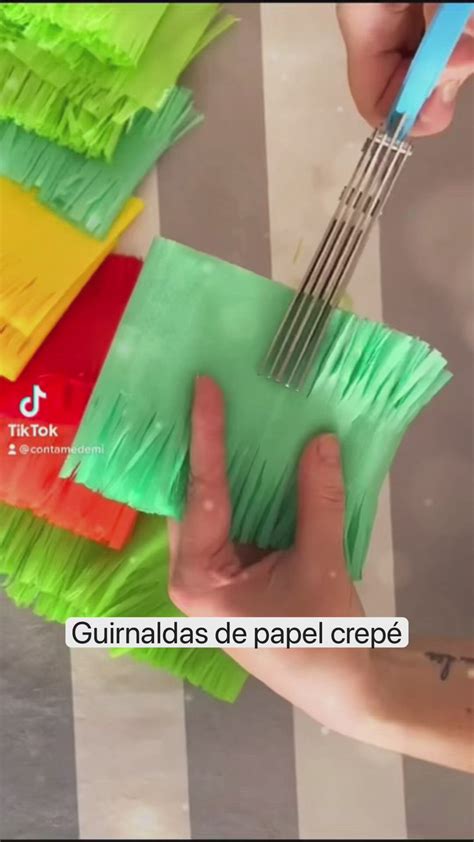 Ejemplos de decoraciones con chocolate de colores