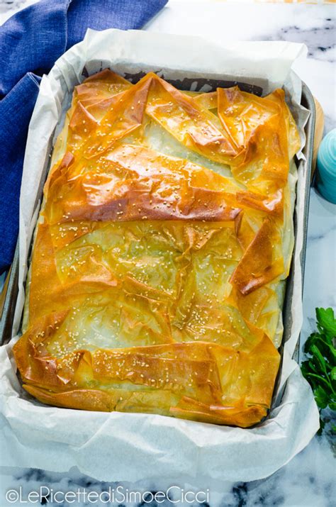 Spanakopita con diferentes formas: redonda e individual