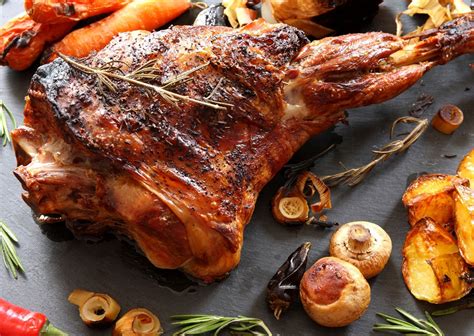 Pierna de cordero asada al horno
