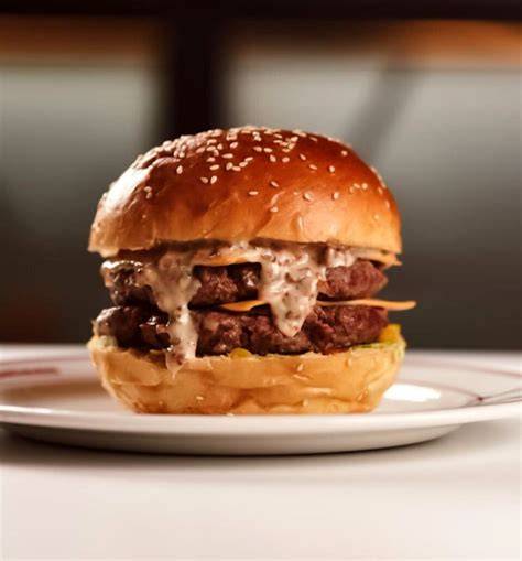 Sindo y Marta, fundadores de Argentinos Burger