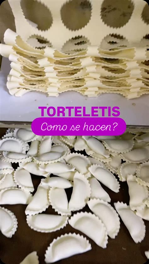 Discos de masa horneados y listos para el relleno