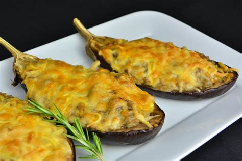 Berenjenas rellenas gratinadas en el horno