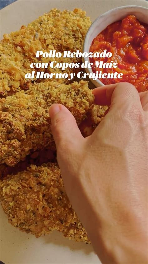 Pollo rebozado con copos de maíz