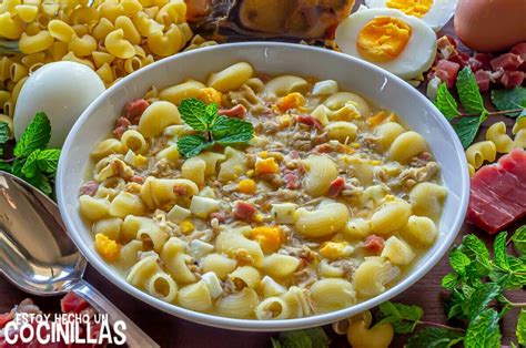 Sopa de picadillo con huevo y jamón