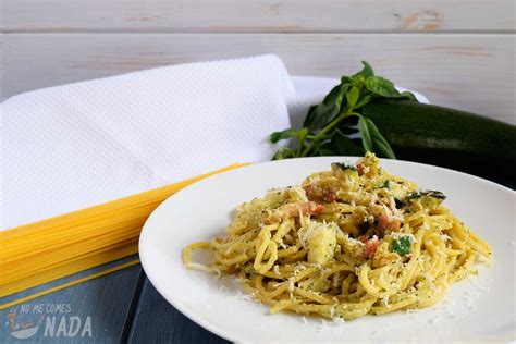 Espaguetis de calabacín con queso parmesano