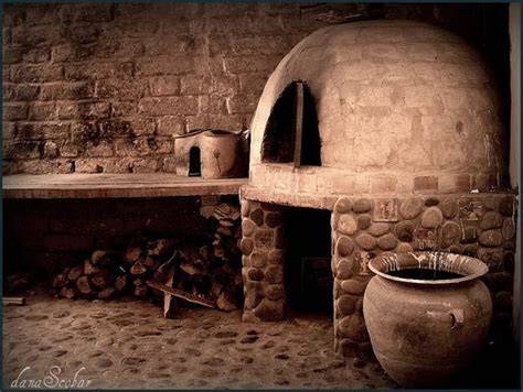 Horno antiguo de leña o carbón