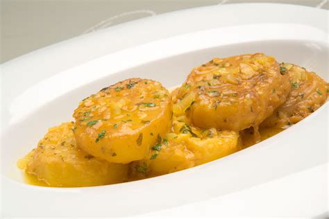 Plato de patatas a la importancia
