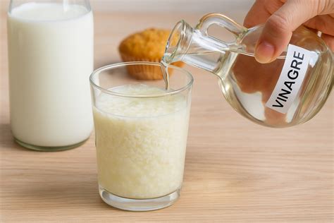 Instrucciones paso a paso para cortar leche con vinagre