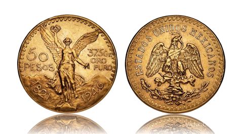 Monedas antiguas y lentejas simbolizando riqueza