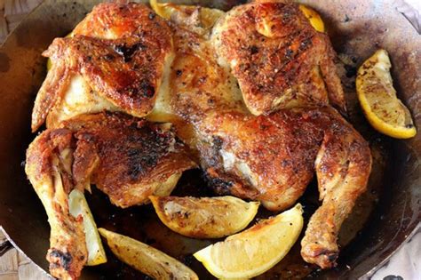 Pollo preparado al estilo spatchcock (mariposa)