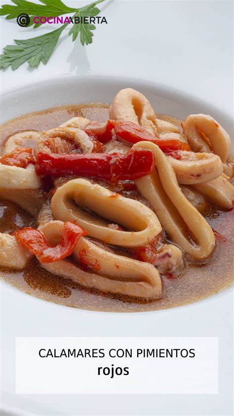 Ingredientes frescos para calamares con pimientos