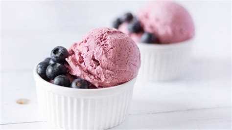 Helado vegano de arándanos y limón