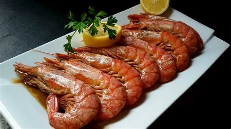 Gambones crudos preparados para hornear