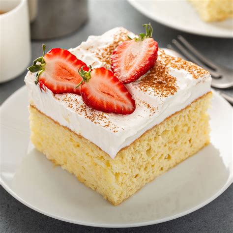 Torta tres leches empapándose
