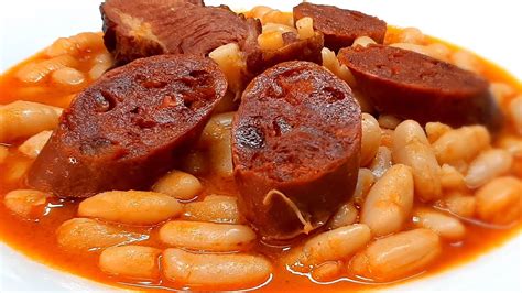 Alubias cocinándose a fuego lento