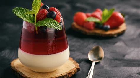 Panna Cotta con frutos rojos