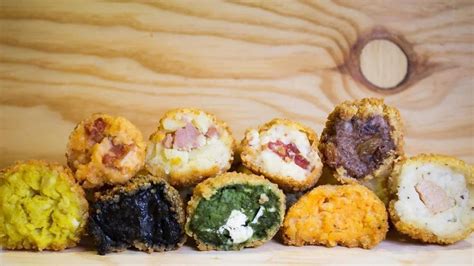 Variedad de croquetas de diferentes sabores
