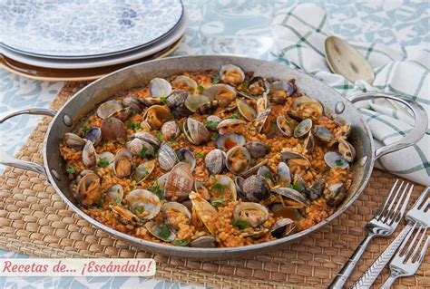 Ingredientes para arroz con chocos y almejas
