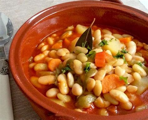 Alubias estofadas con castañas y especias
