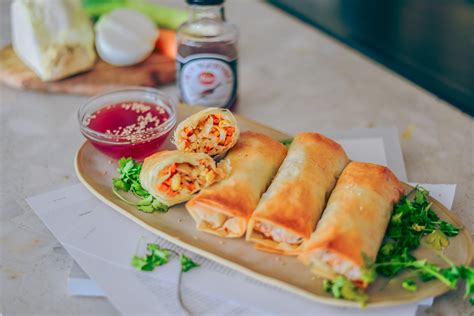 Crepes primavera veganas con salsa agridulce