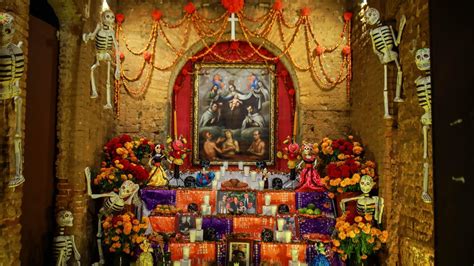 Ofrenda de Día de Muertos con chacualole