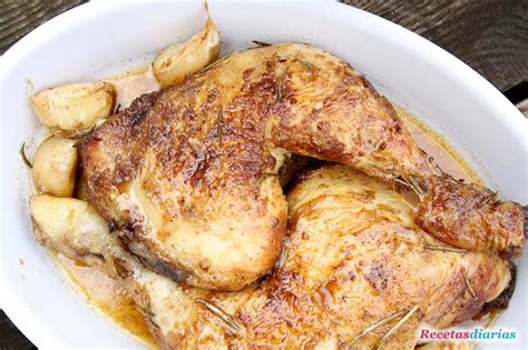 Pechuga de pollo con ajos tiernos