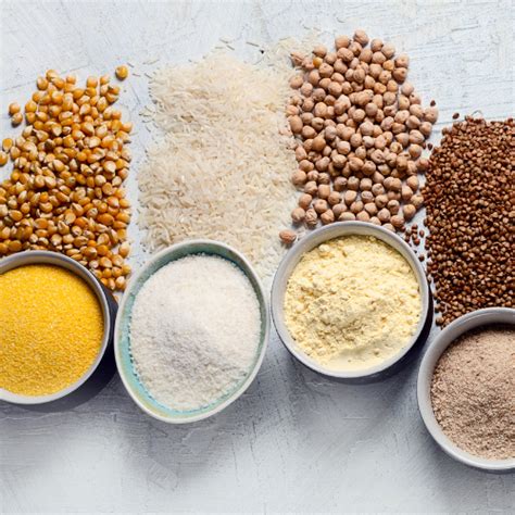 Variedad de harinas de legumbres (garbanzo, lenteja, guisante, alubia)