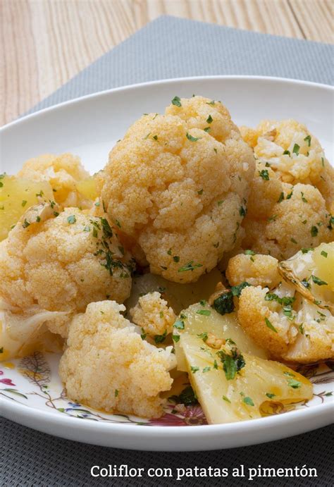 Ingredientes para coliflor con patatas