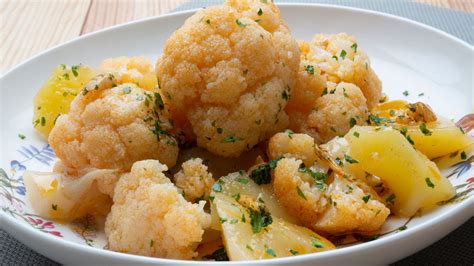 Olla express con coliflor y patatas