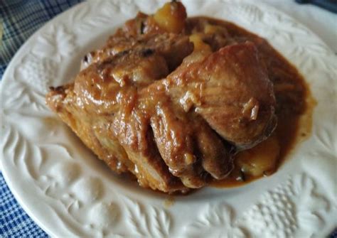 Plato de codillo de cerdo estofado