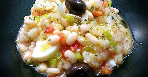 Empedrat de mongetes en un plato